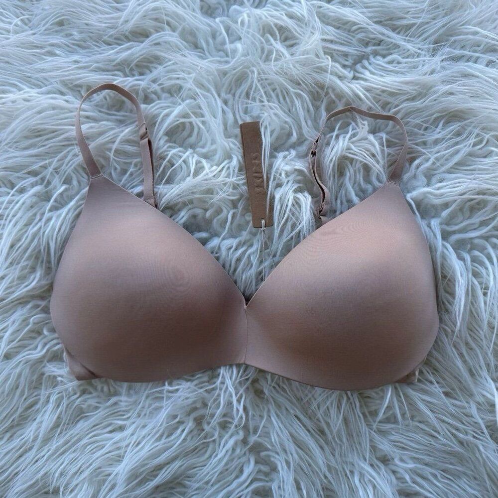 Skims Wireless Form Pushup Plunge Bra Clay Size 32DD